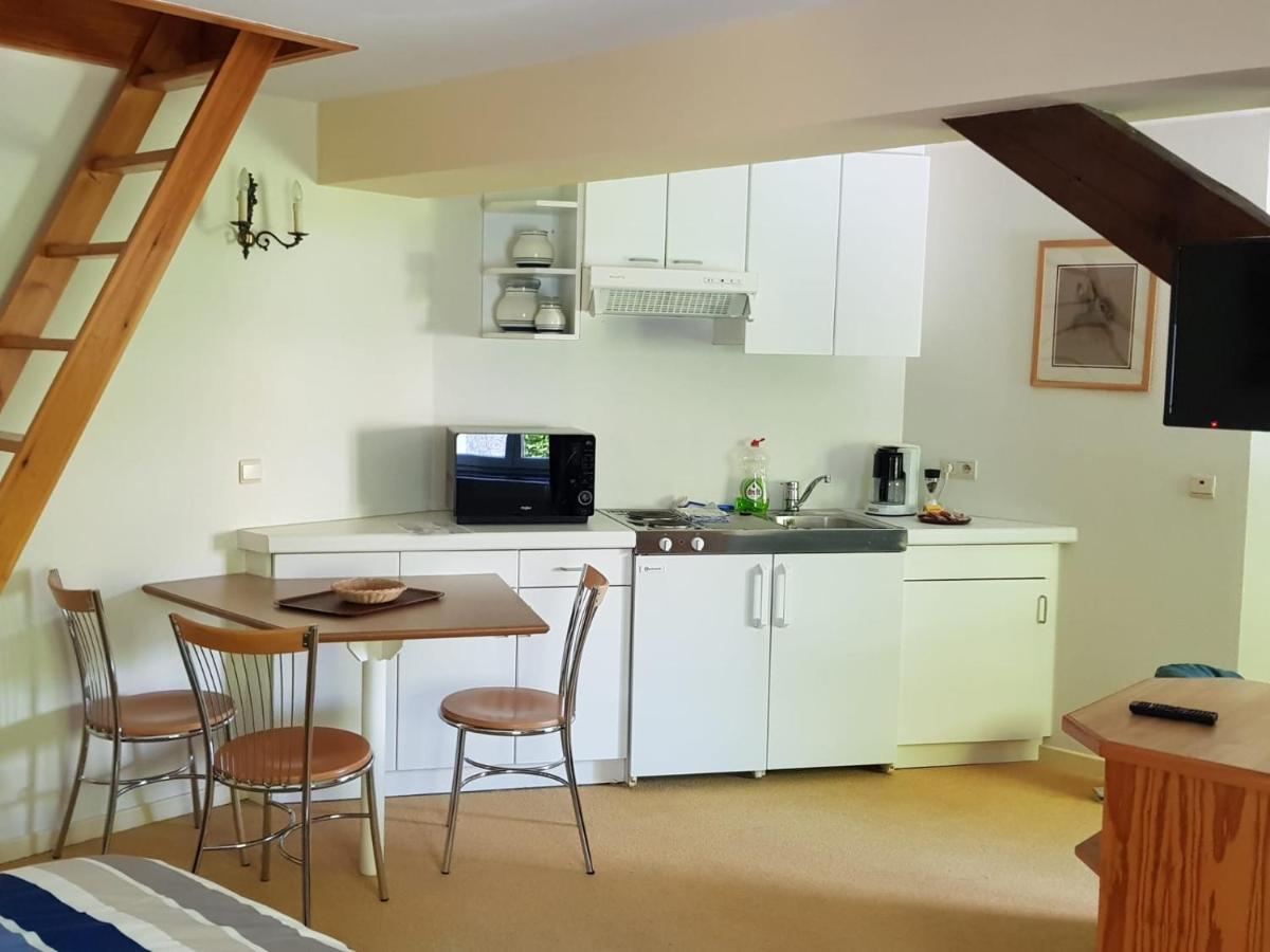 Petite Chatelaine Batiment Les Chevaliers Herbeumont Buitenkant foto